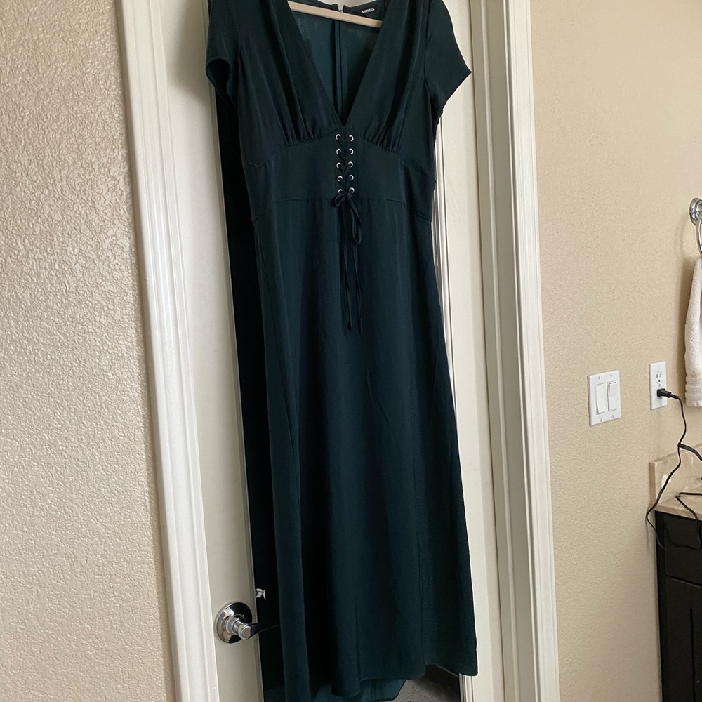Express green dress. Doesn’t fit anymore, worn once.